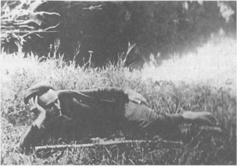 Д Л Андреев На реке Неруссе 1932 Фотография А П Левенка Когда в - фото 38