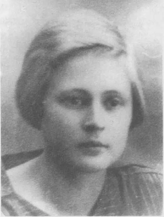 Т И Морозова урожд Оловянишникова 1920е В декабре 33го он пишет еще одно - фото 44