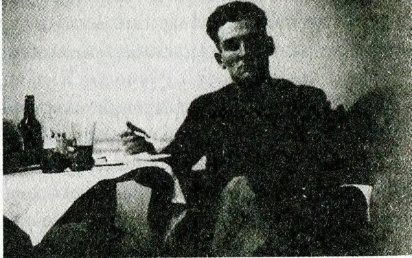 Чапмен за рождественским ужином 1942 г Фотография сделана на секретной - фото 22