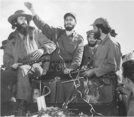 1 января 1959 г Гавана встречает Фиделя Кастро Собственно революцию 1 января - фото 12