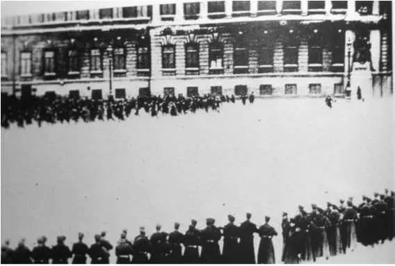 Петербург 9 января 1905 г Кровавое воскресенье одна из самых масштабных - фото 30