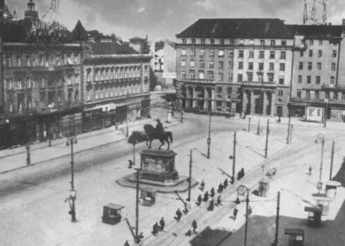 Партизаны вступают в Загреб Май 1945 г Тито 1945 г Тито подписыв - фото 19
