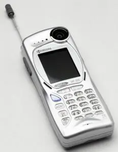 Danger Hiptop Первым телефоном с веббраузером вместо WAP стала модель Hiptop - фото 94
