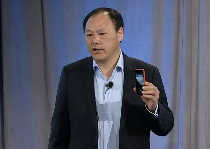 Питер Чоу HTC представляет новый смартфон HTC First HTC First будет - фото 61