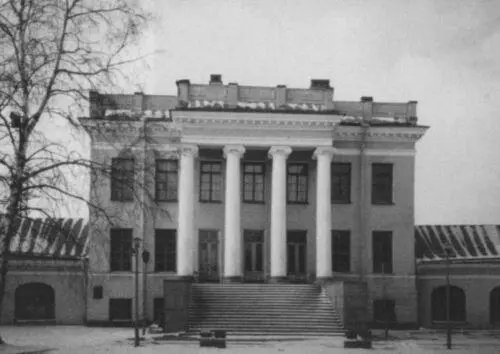 Кирианово в наши дни Воронцовский дворец Современный вид Семен - фото 48