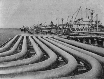 Нефтепроводы северного причала порта МинаэльАхмади и танкеры принимающие - фото 3