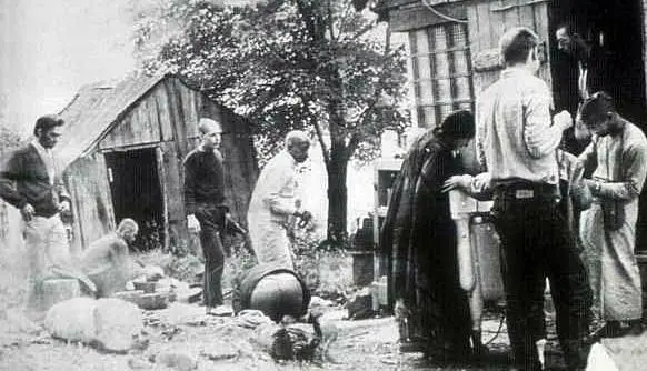 Шрила Прабхупада на ферме Новый Вриндаван в июне 1968 года Приезд Шрилы - фото 16