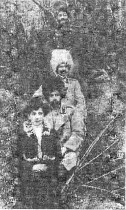 В кругу друзей с незнакомкой 29 октября 1904 г с Хандаохецзы - фото 7
