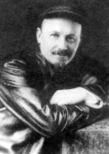 Николай Бухарин Середина 1920х годов Фотографий где бы они были запечатлены - фото 37