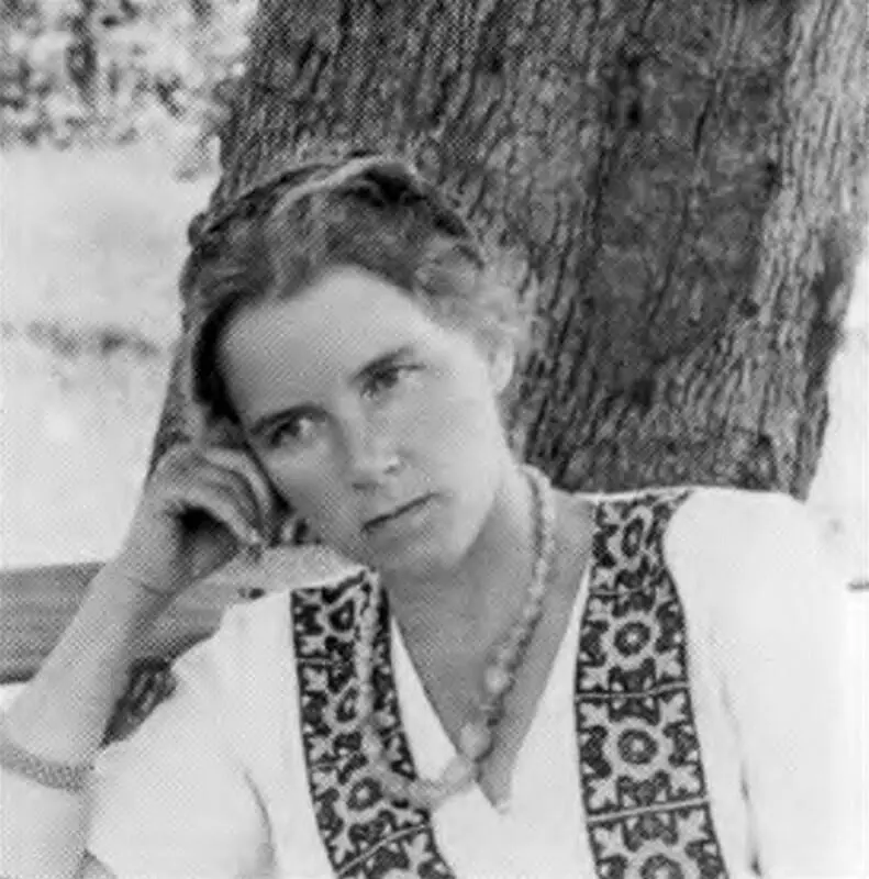 Вера Фёдоровна Сыновья Рубен и Рафик 1946 г Дочери Елена и Карине - фото 32