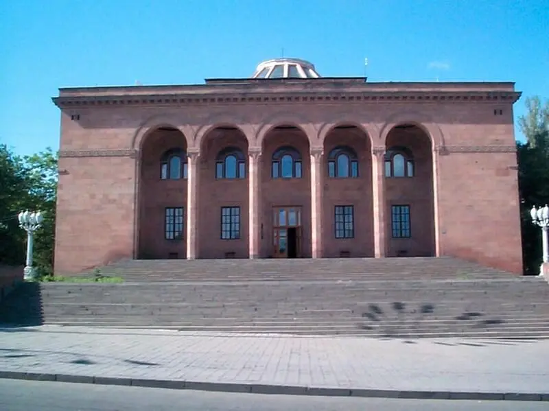 Здание Президиума Национальной академии наук Армении В А Амбарцумян - фото 39