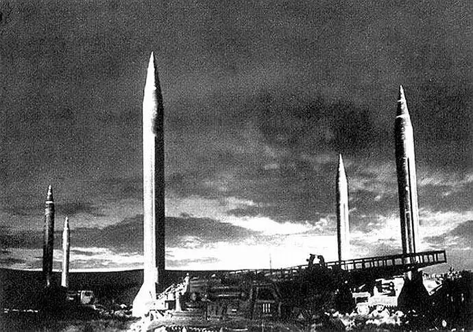 Советские ракеты на стартовой позиции 1828 московское время 1628 время - фото 79