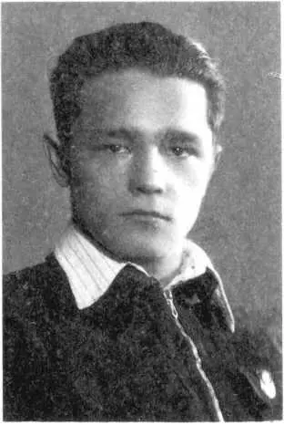 10й класс Будущее впереди Генерал Гриднев Начальник 101й школы разведки - фото 5