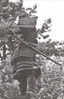Статуя Ода Набунага у замка Киесу Доспехи Токугава Иэясу - фото 12