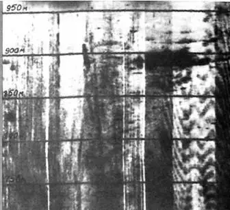 Обнаружение подводной лодки гидролокатором бокового обзора 1976 Экран - фото 54