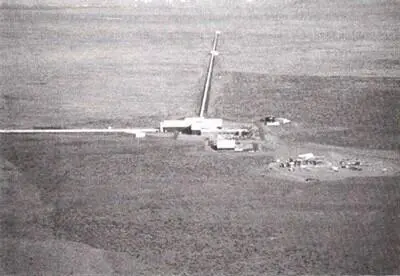 Рис 159 Гравитационноволновая обсерватория LIGO в США вид с воздуха на - фото 85