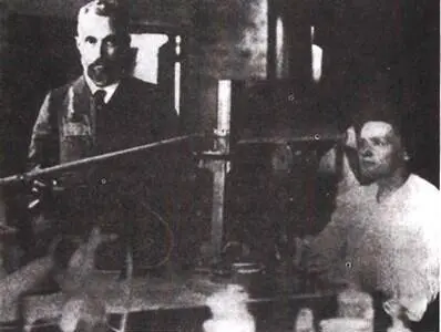 Рис 168 Мария СклодовскаяКюри 18671934 и Пьер Кюри 18591906 В своем - фото 94