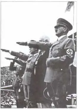 Гитлер на открытии Олимпиады 1936 года Гитлер и Соня Хени В Голливуде это - фото 10