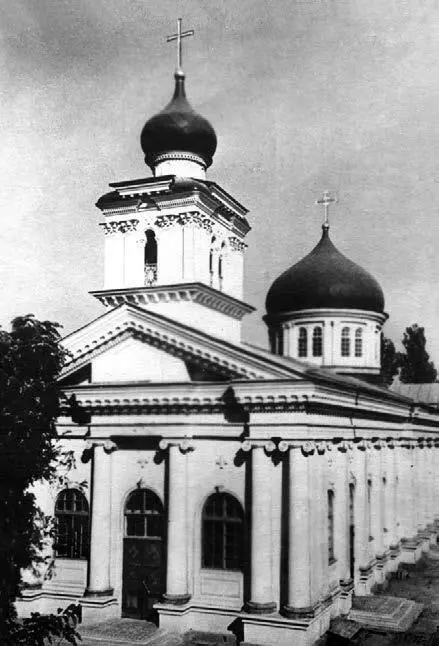Ташкентский кафедральный собор Успения Пресвятой Богородицы выстроенный - фото 19