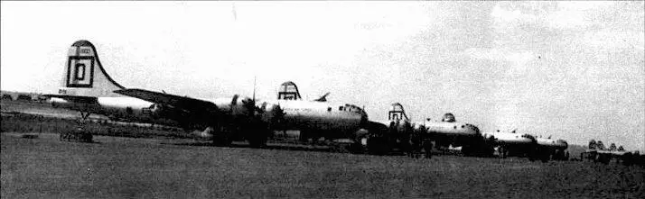 308е крыло на базе Хантер февраль 1953 С вооружения самолеты В29 сняли - фото 88