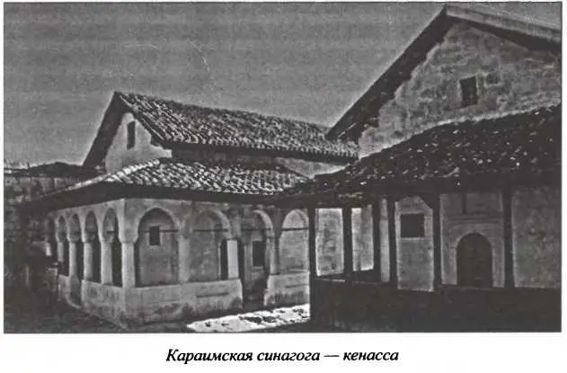 8 ноября 1470 года под благовестный звон софийских колоколов пестрая свита - фото 1