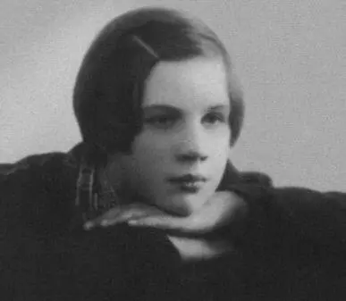 Дочь Беляева Светлана в возрасте одиннадцати лет 1940 г Светлана - фото 28