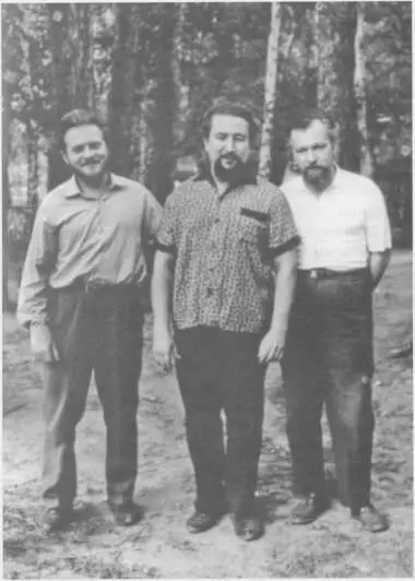 Глеб Якунин Николай Эшлиман и Феликс Карелин 1962 г Однажды Феликс привел - фото 122