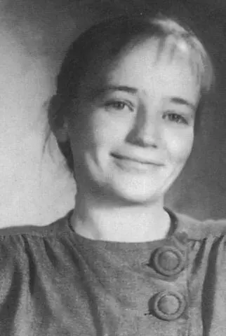 Наташа Константинова моя мама 18 лет Бабушка Мария Соркина После ла - фото 6