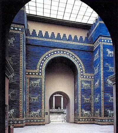 Ворота возведенные в древнем Вавилоне в честь богини Иштар и найденные - фото 90