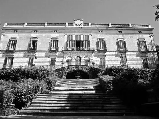 Вилла Флоридиана Именно здесь 15 июля 1967 года проходили съемки XV - фото 97