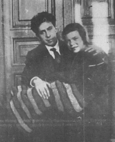 Ирина с отцом Ленинград 1924 год Ирина с отчимом Т И Сорокиным Ницца - фото 6