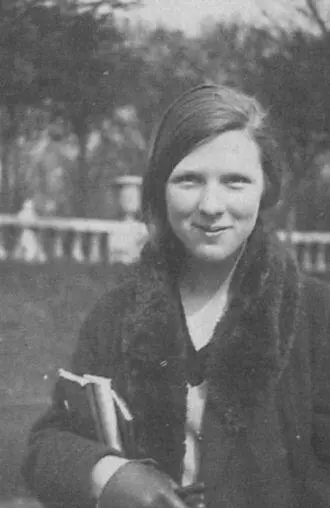 Габи Париж 1925 год Лотарингская школа выпуск 1927 года Ирина Эренбург - фото 10