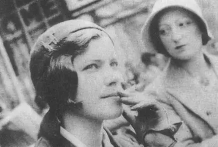 Ирина Эренбург и Любовь Михайловна КозинцеваЭренбург жена И Эренбурга - фото 14