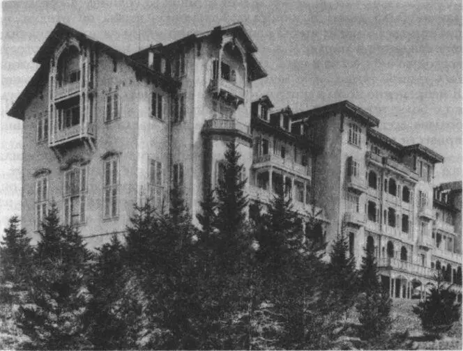 Гостиница на Uetli На рассвете я пробралась к нему в комнату и елееле - фото 26