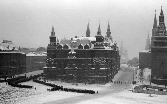 Прощание с Главным конструктором погребальная процессия в Москве на - фото 45