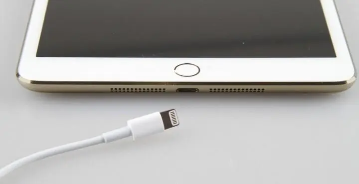 Забегая вперёд есть уже и утёкшие снимки iPad Mini 2 в золоте и с сенсором - фото 66
