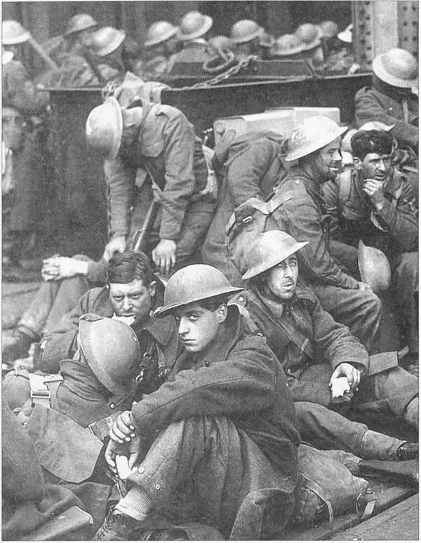 Британские солдаты вернувшиеся на родину Греция в 1941 году - фото 44