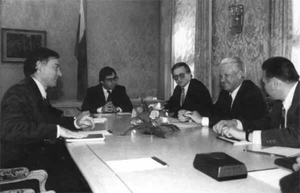 Переговоры по внешнему долгу Хорст Кёлер в 1992 г замминистра финансов а - фото 16