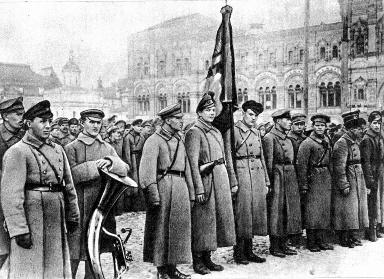 РогожскоСимоновский полк перед отправкой на Царицынский фронт 1918 год - фото 43