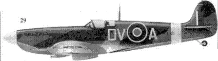 29 Спитфайр Mk IX MA621DVA флайтлейтенанта Тони Гэзи 129я эскадрилья - фото 78
