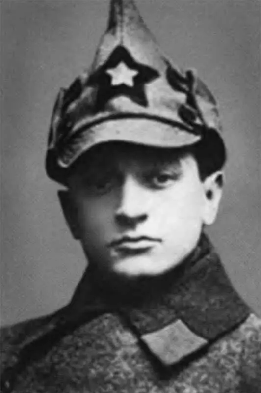 Командарм Михаил Николаевич Тухачевский 1920е гг Один из вожаков восстания - фото 7