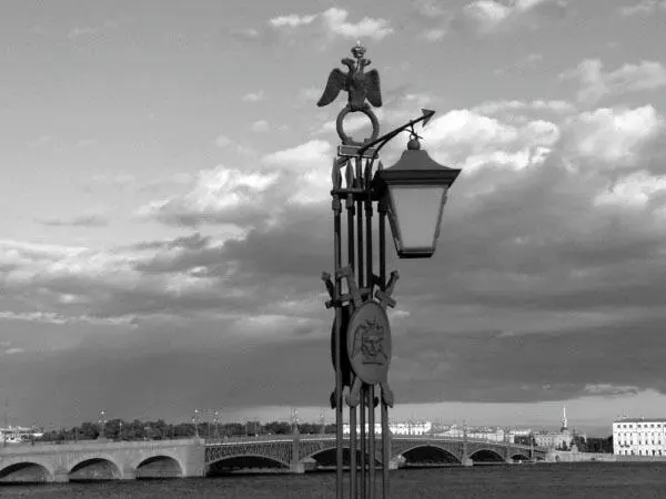 Вид на Троицкий мост с Иоанновского моста В 1818 году когда на Суворовскую - фото 83