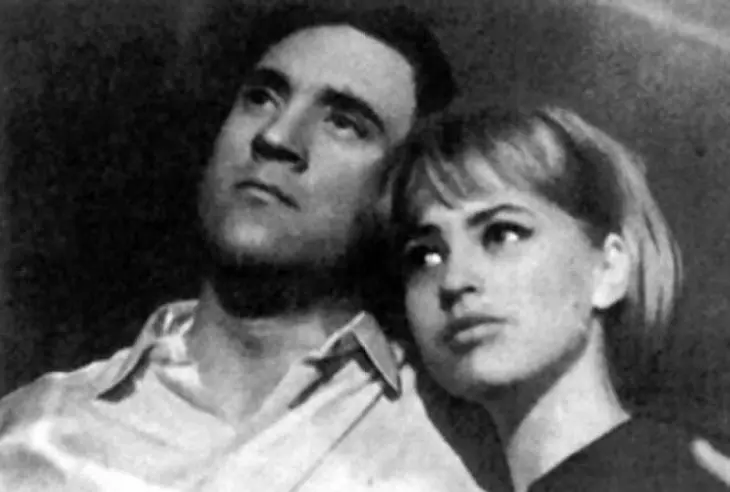 С Татьяной Иваненко в спектакле театра на Таганке Послушайте 1979 год - фото 25