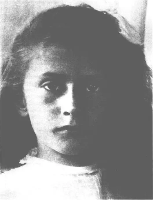 Вера Евсеевна Слоним ок 1909 Вера и Лена Слоним на пляже в Сестрорецке - фото 6