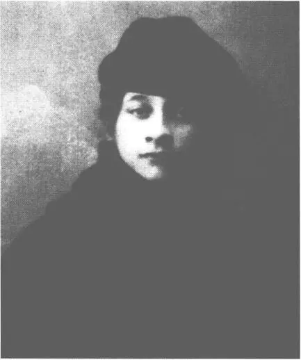 Вера в Константинополе 18 апреля 1920 За полгода до этого она пересекла на - фото 10