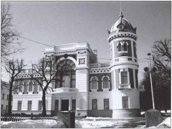 Историкомемориальный центрмузей И А Гончарова Памятник лени - фото 30