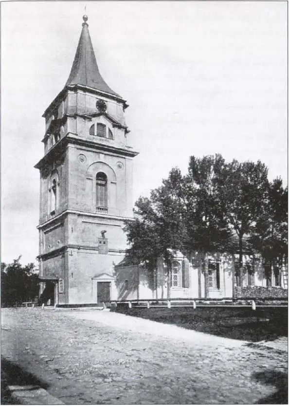 Кирха Святого Михаила где был захоронен Я В Брюс Фото 1920х годов - фото 24
