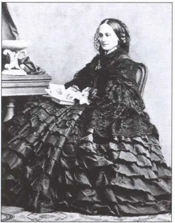 HH ПушкинаЛанская Ницца Фотография 1863 г Графиня Софи де Торби внучка - фото 29