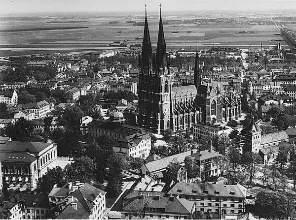 Упсала кафедральный собор Фото 1940х гг Город и собор произвели глубокое - фото 10