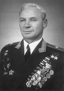 Владимир Коккинаки родился 25 июня 1904 г в Новороссийске Работал в колхозе - фото 60